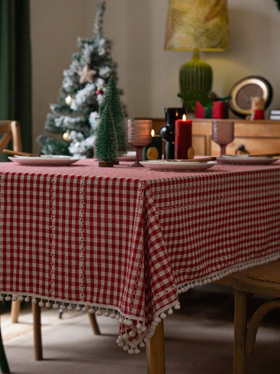 1pc European & American Style Christmas Red Plaid Floral & Pom Pom Print Elegant Rectangular Tablecloth, Suitable For Daily, Holidays, Family Gatherings, Birthday Parties, Dinner Parties, Dining Table Decor, Photography Background - Red - View 1