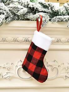 4 paquets de bas de Noël - Bas de Noël à carreaux rouges et noirs pour la cheminée. Bas de Noël pour la décoration familiale de Noël, la fête des vacances, la décoration de la pièce d'hiver