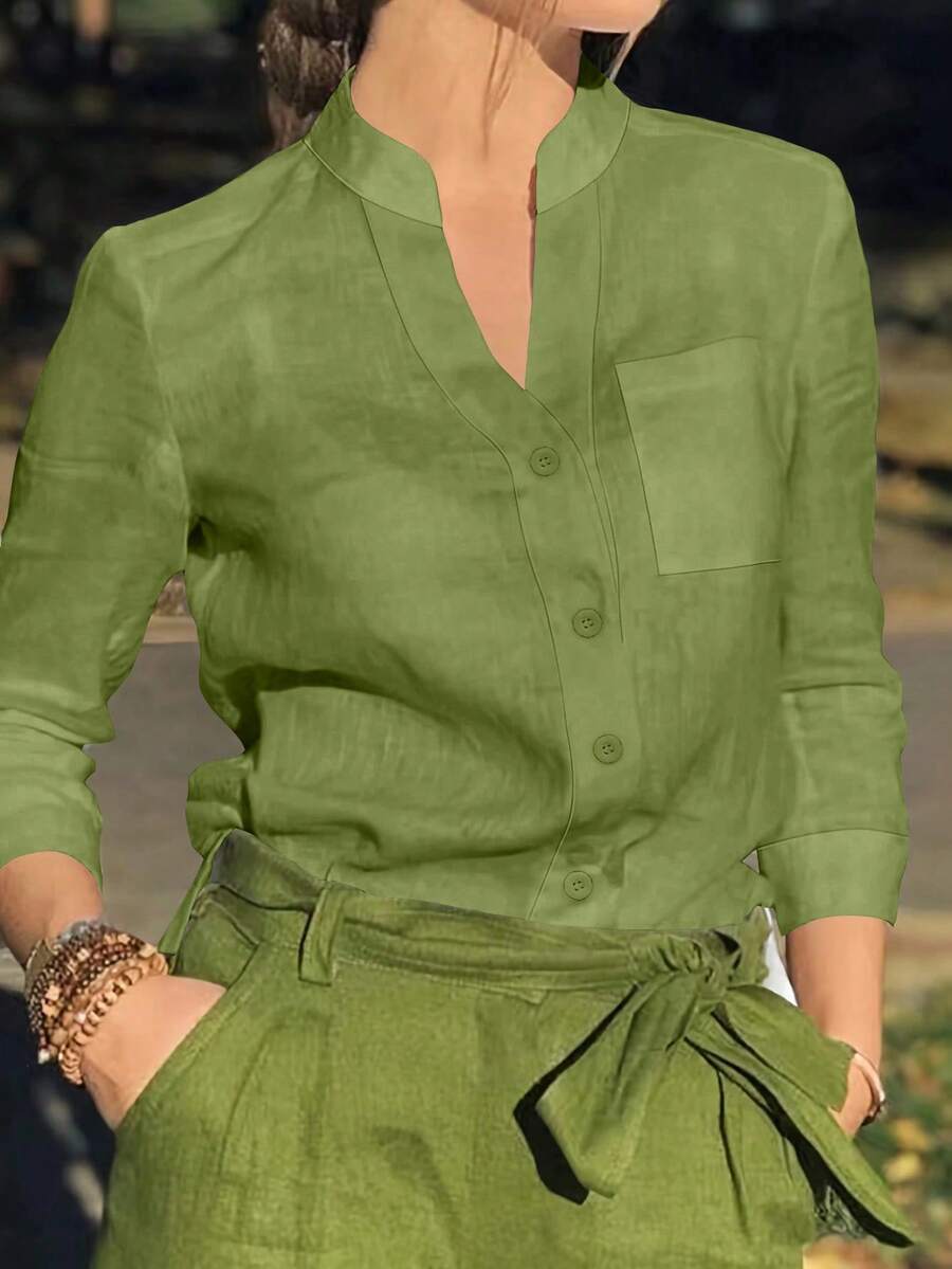 Áo sơ mi nữ cổ chữ V màu trơn, cài cúc - Áo kiểu dáng thanh lịch thường ngày có túi, thích hợp cho kỳ nghỉ, du lịch và mặc hàng ngày, món đồ thiết yếu cho mùa xuân, hè, thu và đông. - màu xanh lá - Xem 1