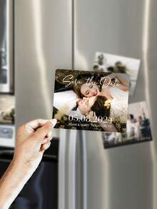 1 pièce Aimant de réfrigérateur carré personnalisable. Peut être personnalisé avec du texte et des photos, fabriqué avec un procédé de sublimation, peut être utilisé comme un porte-clés cadeau ou un aimant de réfrigérateur, convient pour la décoration du réfrigérateur de cuisine, du micro-ondes, du mur, de la porte ou du calendrier de bureau de la maison. - Noir - Voir 2