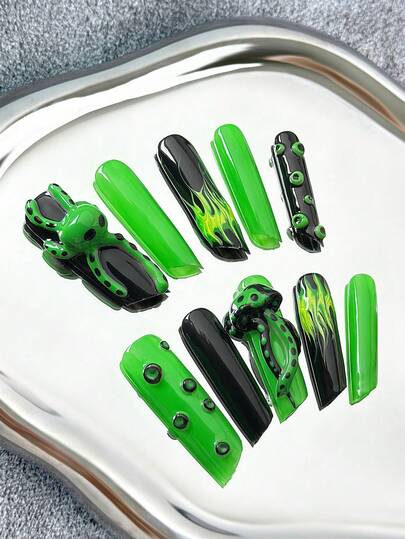 45mm Unhas Quadradas Ultra Longas Feitas à Mão com Adesivos de Encantos de Polvo Feitos à Mão e Peças de Unhas Multicoloridas, Elementos Inspirados no Halloween Pintados à Mão em Mármore Verde, Padrões Artísticos de Colorblock e Designs 3D - Unhas Artificiais Brilhantes de Cobertura Total DIY, Unhas Postiças para Datas, Festas, Reuniões, Passeios, Trabalho e Várias Ocasiões - 10 Peças/Pacote
