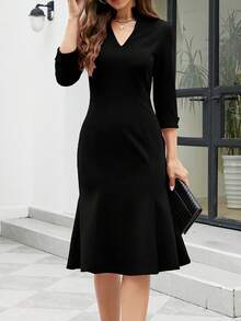 HOMEYEE Notched Neckline Ruffle Hem Dress