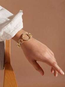 1pc Women's Bracelet With Geometric Circle Rhinestone Decor, Delicate & Chic, Minimalist High-End Bracelet For Daily Wear