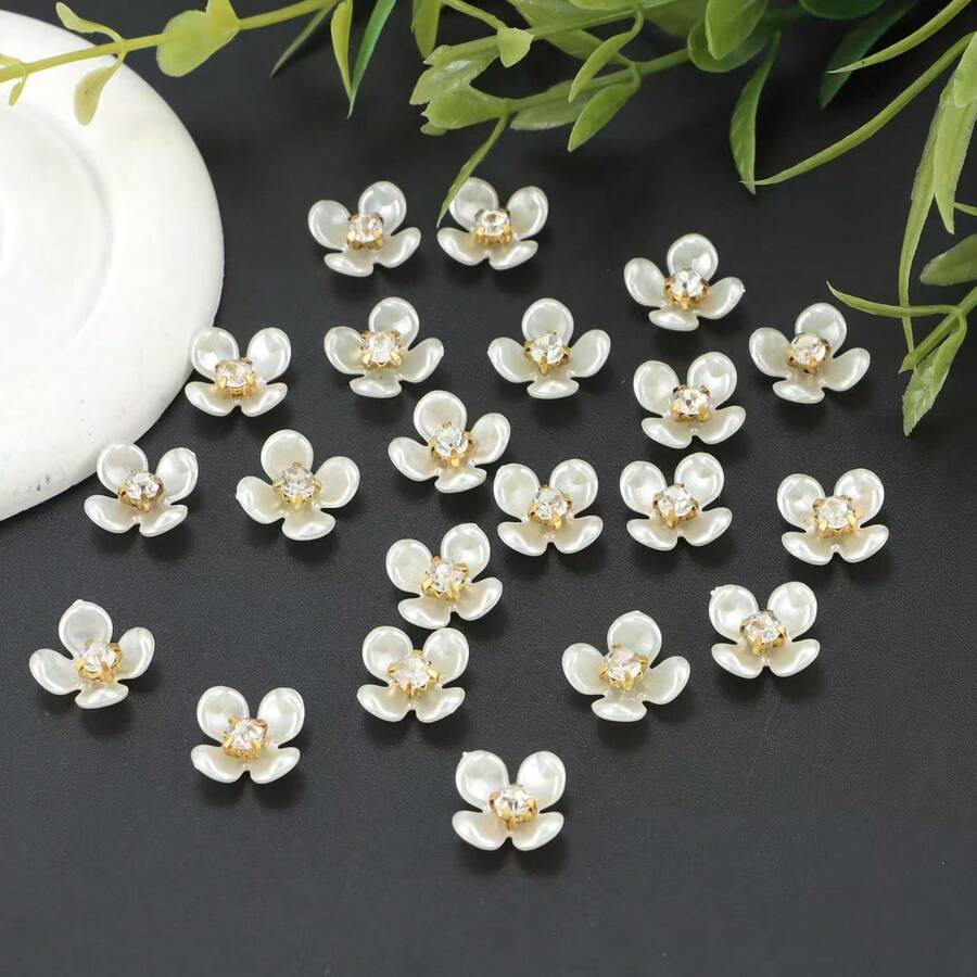 50 buah/kantong, Bunga Crepe Myrtle 5 Kelopak 17mm, Bunga Resin Rhinestone dengan Alas Emas dan Cakar, Mutiara Tanpa Lubang, Untuk Dekorasi Pakaian - Emas - View 1