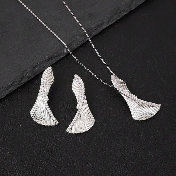 1 Set Classic Geometric Minimalist Luxury Cubic Zirconia Necklace, Earrings, And Ring Set