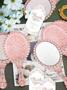 Set de 12 piezas de espejos de mano retro con relieve, espejo de mano portátil y lindo estilo princesa, espejo de mano pequeño para maquillaje con mango, espejo de mano portátil con encaje, que contiene 3 espejos, 3 bolsas de gasa, 3 etiquetas y 3 cuerdas de cáñamo, adecuado para regalos de fiesta de princesa, despedidas de soltera, fiestas de San Valentín, bodas, aniversarios