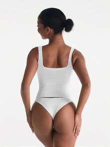 XLLAIS 女士纯色方领无袖背心，修身休闲款，白色，春夏款