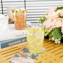 100个200毫升透明平底金边杯，优雅金边设计，金色边缘，适合婚礼、感恩节、圣诞节等场合。金色边缘平底杯，适合优雅的婚礼派对。