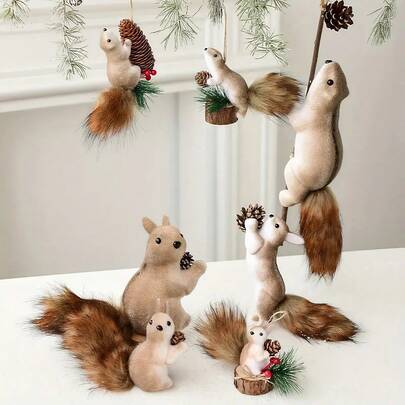 Christmas Tree Ornaments/Decorations, Brown Foam Squirrel Hanging Decorations, Assorted Realistic Squirrel Expressions, Suitable For Outdoor Gardens, Courtyard Christmas Trees, Doors, Walls, Indoor Doors, Windows, Room Decor, Balcony Window Displays, Usable Both Indoors And Outdoors, A Must-Have For Christmas Home Decoration. Christmas Decorations Winter