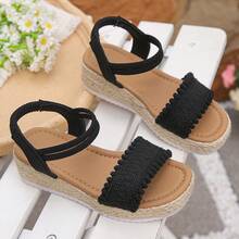 1 Par de sandalias con suela gruesa y negras, adecuadas para adolescentes y mujeres jóvenes (corren 1 talla grande), estilo bohemio retro para niños, sandalias de paja trenzada de verano, apropiadas para vacaciones y uso diario