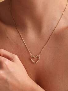 1pc Women's Stainless Steel Gold Heart Pendant Necklace, Suitable For Casual Daily Wear