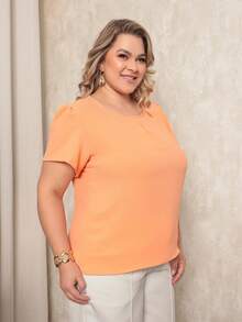 ONLYONE - PLUS SIZE WOMEN'S BLOUSE, SHORT SLEEVE, PRINCESS, PLEATES, LIGHT DUNES NECKLINE - ELEGANT WOMEN'S BLOUSES, LARGE - 鮭魚 - 查看 2