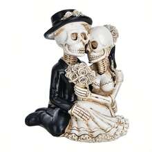 1pc,Halloween Couple Skull Garden Statues,Outdoor Resin Skull Couple Decor, Suitable For Gardens And Patios. Perfect For Thanksgiving, And Applicable For Indoor Parties, Bars, And Holiday Decorations During Christmas And Halloween.