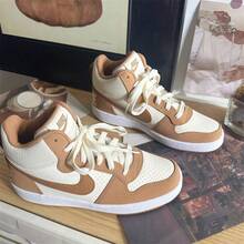 Nike Nike New High-Top Versatile Leg-Lengthening Women's Skateboarding Shoes, COURT Comfortable Lightweight Fashionable Casual Shoes, Retro Beige Brown College Style Skateboard Shoes, Niche Design HV1806-121