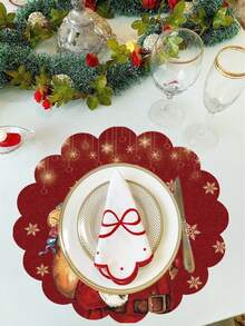 4 piezas/6 piezas/1250 piezas Manteles individuales de 15 pulgadas con tema navideño, fondo rojo con impresiones de Papá Noel y copos de nieve, contorno ondulado, adecuado para fiestas de Navidad / reuniones familiares / decoración de mesa de comedor, creando un ambiente cálido con elementos clásicos de vacaciones - Multicolor - Ver 5