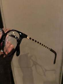 Luxurious Ladies' Flat Blue Light Glasses  I've Found A Treasure!! Elegant Glasses To The Core,A Pair Of Glasses That Will Make Your Heart Flutter,Suitable For All Face Shapes, Making The Face Look Smaller,High-End And Luxurious Tortoiseshell Color Spectacle Frame,Blue Light Glasses For Woman Men Safety Glasses Blue Light Blocking Glasses  Protection Computer Gaming Glasses   Women Cute Light Weight Red Frame Oversized Non Prescription Small Face Square Cat Eye  Reduce Eye Fatigue On Computers, TVs, Phones, And Games, Suitable For Computer Lense Screen Protector Plain Glasses   Clear Lens Glasses Blue Light   Light Blocking Glasses Blue Light Glasses Light Glasses For For Women Men  Light Glasses For    Glasses For Women  99 Blue Light  Glasses For Woman  Blue Light  Glasses Women/Men, Fashion Round  Frame UV Ray Filter Computer Gaming Glasses Computer Glasses - Anti Eyestrain & UV Glare Protection Anti Glare - 豹紋 - 查看 6