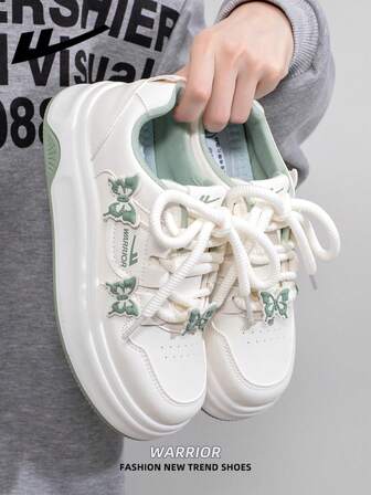  1 par de Zapatos casuales de suela gruesa con cordones para mujer WARRIOR, zapatos planos de exterior de puntera redonda y tacón bajo de unicolor elegante y suela blanda, adecuados para fotos de graduación de estudiantes, zapatillas de caña baja para mujer