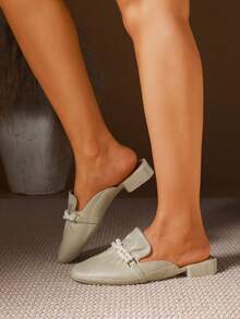 Zapatos de vestir y mules de unicolor de moda con hebilla de metal 2025 Nuevo