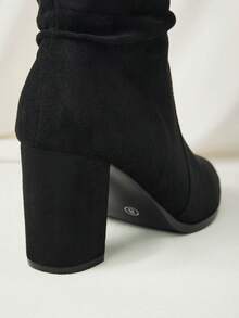 女士粗跟绒面尖头仿麂皮修身过膝长靴，新款秋冬中筒马术骑行靴，圣诞节冬季礼物 - 黑色 - 查看 5