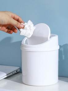 迷你垃圾桶，带盖小型垃圾桶，桌面垃圾桶，塑料桌面废纸篓，旋转顶部设计，防止气味泄漏，用于存放桌上的果皮和纸屑以保持整洁，适用于浴室、家庭办公桌装饰、茶几、办公室、客厅、书房返校