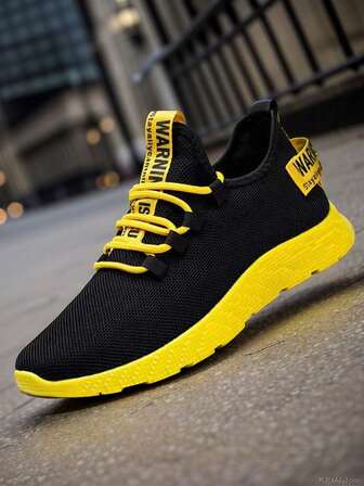 1 Pair Men's Lightweight Elastic Breathable Running Shoes With Decorative Buckled Laces Front Lace-Up Sneakers, Random/Asymmetrical Side Strap Pattern