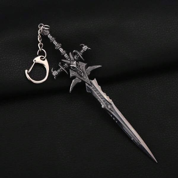 1pc 14cm World Of Warcraft Frostmourne Weapon Keychains Alloy Swords Game Peripheral Model Metal Action Figures Gift Toys Game Boys