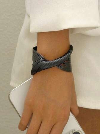 时尚朋克风格性感可调节几何线条环绕手镯，适合日常佩戴、万圣节派对