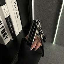 豪华全屏心形手机壳，配有心形吊坠皮革表带，适用于三星