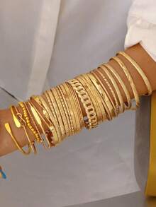 5-17 piezas Conjunto de brazaletes vintage minimalistas de moneda antigua, geometría exagerada y brazalete ancho. Brazaletes apilables minimalistas de alta gama personalizados, adecuados para mujeres, hombres, parejas, mejores amigos, vacaciones, fiestas, cumpleaños, festivales de música y uso diario.