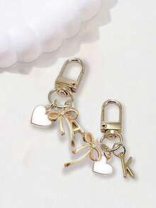 个性化心形吊坠,配有3D蝴蝶结、A-Z字母和礼品留言,心形钥匙扣,定制包包吊坠,包包挂钩,独特手机配件吊坠,包包装饰,简约蝴蝶结镶嵌钻石设计,适合女士钱包和手机配件,包包链吊坠 - 彩色 - 查看 11