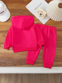 Baby Girl Fashionable Leopard Print Heart Graphic Hoodie And Pants Set, Autumn/Winter