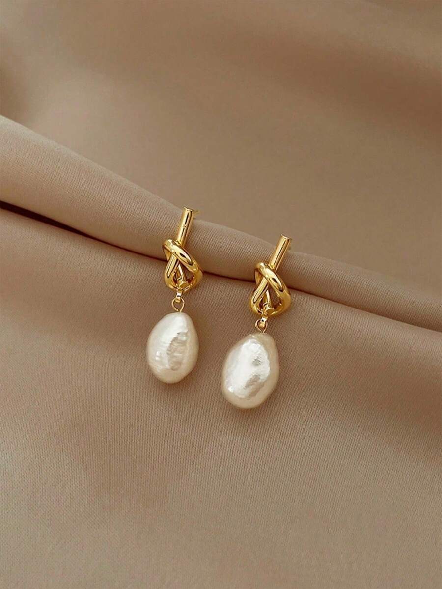 1Pair Knotted Pearl Minimalist Elegant Luxury Design EarringsJapanese Korean Style Sweet Gentle Elegant Pearl Earrings Circle Studs Unique Design High Grade Sense Atmospheric Daily Wear For Women - 1pc - 查看 1