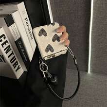 豪华全屏心形手机壳，配有心形吊坠皮革表带，适用于三星