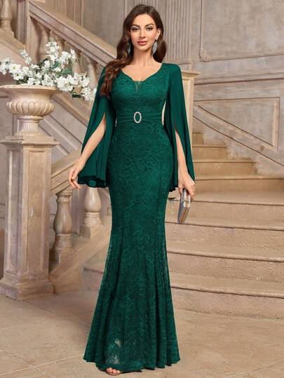 MIUSOL Elegant Deep V-Neck Floral Lace Long Sleeve Mermaid Hem Formal Party Maxi Dress