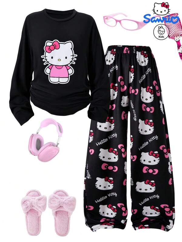 Sanrio مجموعة بيجامة بقطعتين جديدة للبنات، مرخصة من سانريو، تتميز بطباعة هالو كيتي على ملابس علوية أسود بأكمام طويلة وياقة مستديرة وبنطلون. قماش حلو وجميل وأنيق ومريح، مناسب للعائلات وغرف السكن الطلابية في فصلي الربيع والخريف