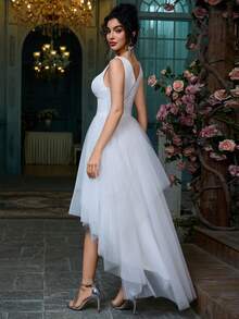 Abito elegante da donna in colore unito, stile vintage minimalista romantico, con zip, inserti in rete e trasparenze, adatto per eventi formali, feste di laurea, matrimoni, cene di gala, balli di fine anno, servizi fotografici, in bianco, per estate, autunno e primavera - Bianco - Visualizzare 2