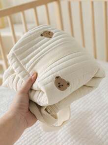 1 pieza/Set Bolso pañalero de gran capacidad, adecuado para recién nacidos y papás; diseño de múltiples bolsillos con compartimentos funcionales para organizar los artículos esenciales del bebé; apertura con solapa con cremallera superior para un fácil acceso; adornado con un parche decorativo de oso lindo para diversión