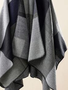 1 chiếc khăn choàng Poncho kẻ caro nhiều màu thời trang đa năng dành cho nữ, thích hợp sử dụng trong nhà có điều hòa và ngoài trời để mặc khi đi tiệc - Xám - Xem 2