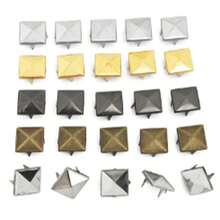 100/200 pièces/paquet Pointes métalliques carrées, rivets punk rock pour le travail du . Rivets à quatre griffes pour vêtements, chaussures, bracelets