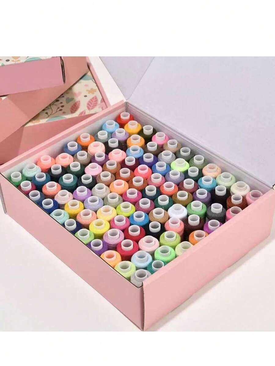 24 Colores de Hilo de Coser + 1 Paquete de Agujas + Enhebrador de Agujas + Juego de Dedal. Duradero y fácil de usar, perfecto para costura a mano, máquina y manualidades DIY, ideal para entusiastas y principiantes de la costura, colores vibrantes para proyectos creativos, hilo de alta calidad para mejorar tu experiencia de costura. [Colores aleatorios] [Herramientas aleatorias] - Multicolor - Ver 1