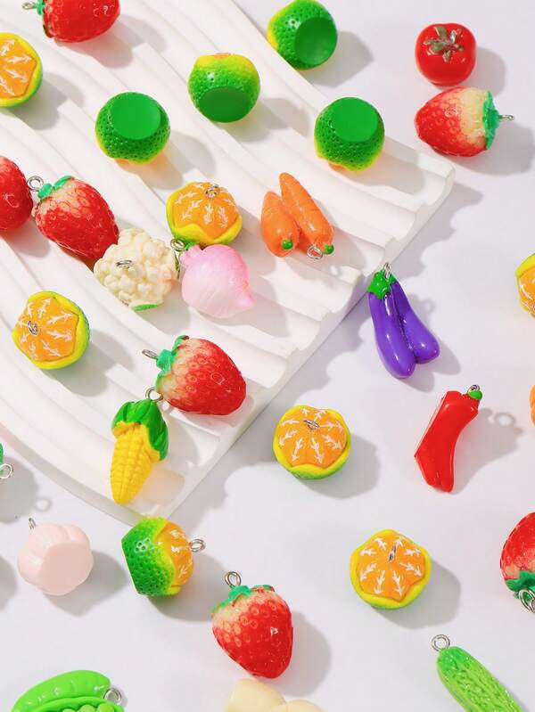 1 عبوة خرز فاكهة وخضروات واقعية جميلة، تشمل الفراولة والبرتقال والذرة والباذنجان والجزر وغيرها لل- DIY