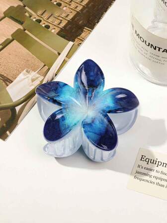 1个时尚蓝色星空芙蓉花发爪夹，优雅渐变花卉设计，适合海滩、日常、旅行和节日礼物