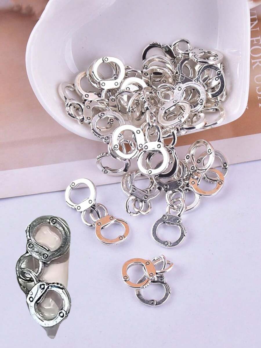 10个装 小型手铐造型合金复古万圣节美甲饰品 3D朋克银色金属配件 美甲装饰 DIY美甲配件 美甲用品 - 彩色 - 查看 1