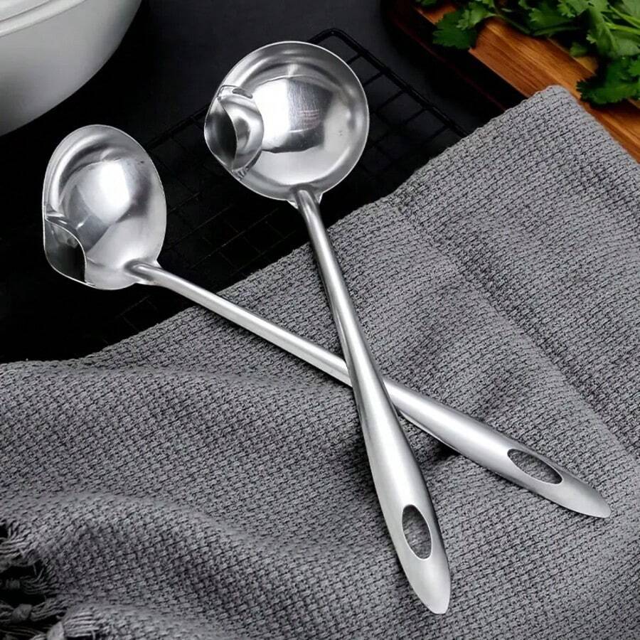 Stainless Steel Fat Separator Ladle - 1 Piece Of Fat Skimming Spoon, Oil Filter For Soup And Gravy,Oil Filtering Tool With Long Handle And Spout, Suitable For Kitchen Use - 銀色 - 查看 1
