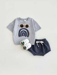 新生兒男女彩虹拼布T恤和短褲夏季休閒2件套裝