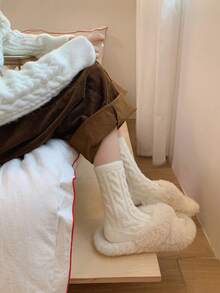 1/2 Pair Women Elegant Fresh Personalized Fashion Versatile Warm Soft Textured Mid-Calf Socks, Suitable For Daily Wear - White - View 6