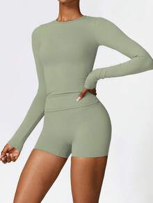 A Set Of Yoga Set For Hip Lift And Tummy Tuck, The Combination Of Comfortable Upper Sleeves And Hip Lift Shorts Is Suitable For Yoga Practice, Running, And Women's Gym Workouts For Festivals Can Be Worn - Green - View 4