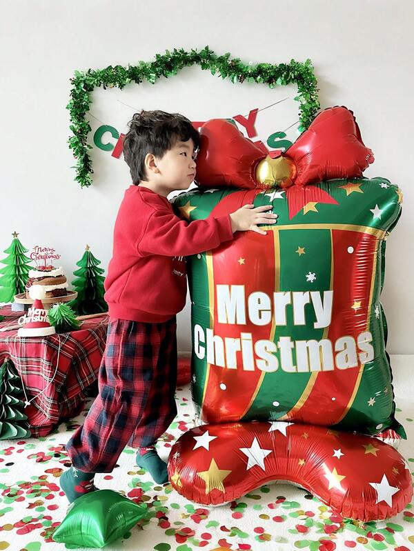 2pcs Christmas Balloon Set, Includes 59-Inch Standing Christmas Gift Box Foil Balloon, Mini Santa Claus Foil Balloon, Red Bow Green Rectangular Gift Shaped Balloons, Suitable For Christmas Party Decoration, Gift Theme Decoration, New Year Holiday Party, Merry Christmas, Indoor Decor Atmosphere Photography Props