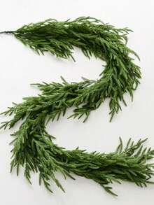 1Pc 9-Foot Norfolk Pine Christmas Wreath Features Realistic Cedar Wood And Is Suitable For Indoor And Outdoor Christmas Decorations Such As Fireplace Mantels, Tables, And Stair Railings. Ideal For Home Decor In Living Rooms, Bedrooms, And Other Rooms, It's A Perfect Choice For Christmas Decorations.