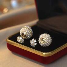 Pendientes de perlas falsas de moda clásica, incrustados con pequeñas cuentas de perlas falsas, unos pendientes de lujo para mujeres dulces y encantadores, elegantes y cautivadores pendientes de moda coreana, un lindo regalo de Navidad.